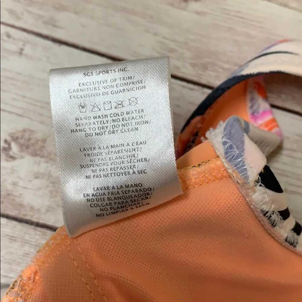 Body Glove Bathing Suit Swimsuit Size Small - Picture 12 of 12